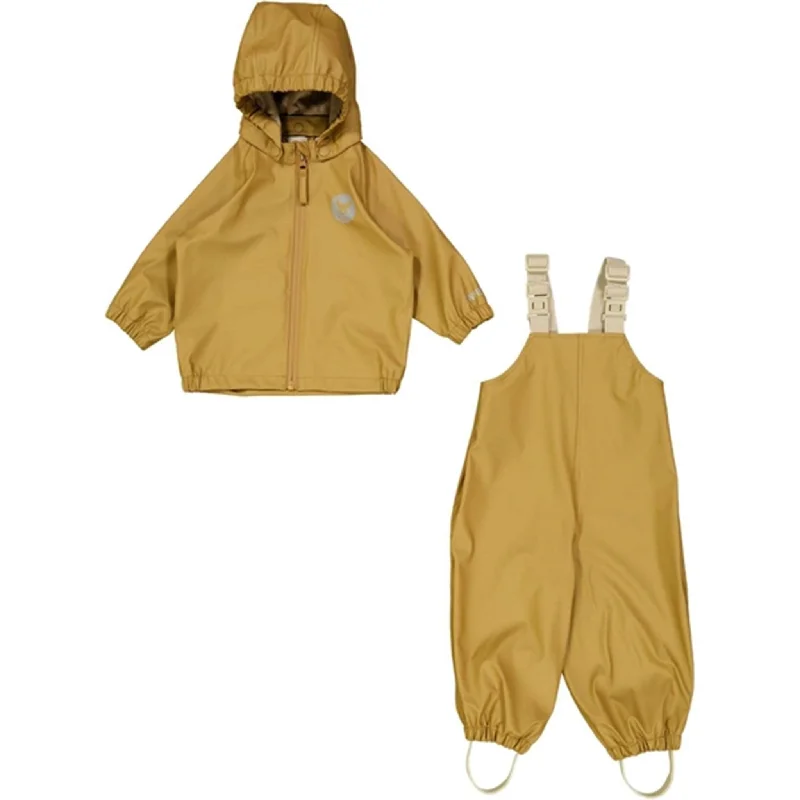 Warm And Comfortable Wheat Rainwear Set Charlie Cargo