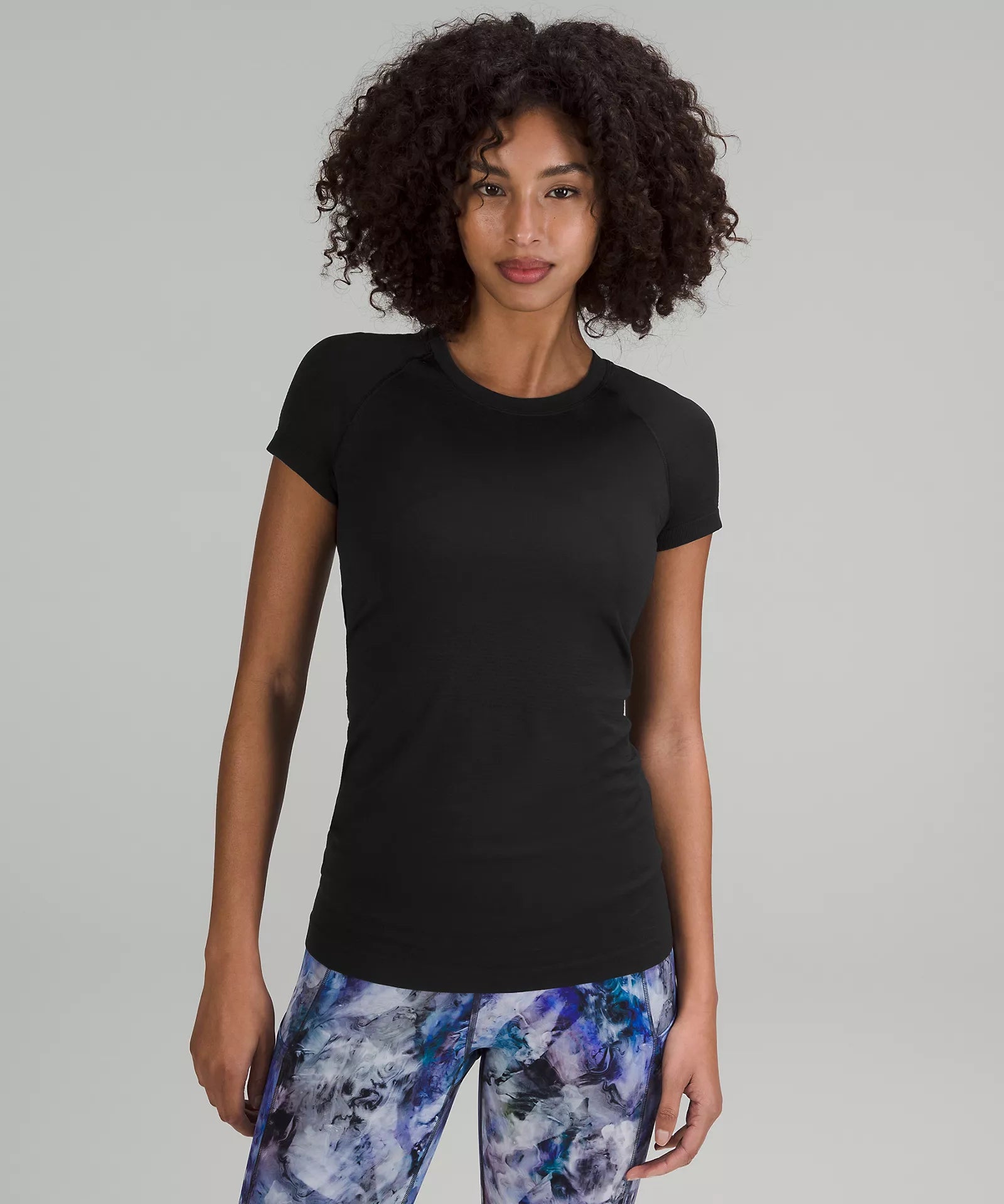 Street Vertical And Horizontal Design Swiftly Tech Short-Sleeve Shirt 2.0 Hip Length | Black