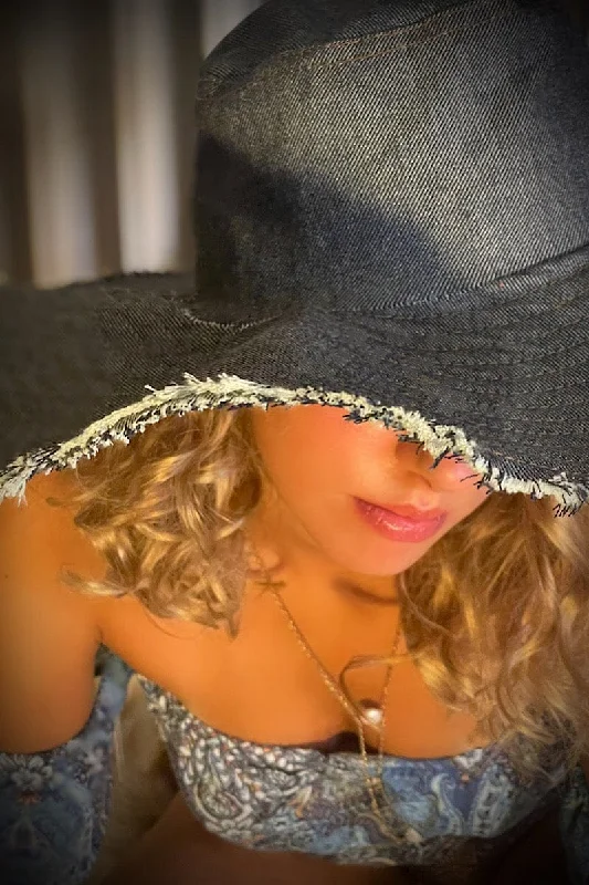 Economic Outlook Soulful Hippie Sun hat - Light Wash Denim