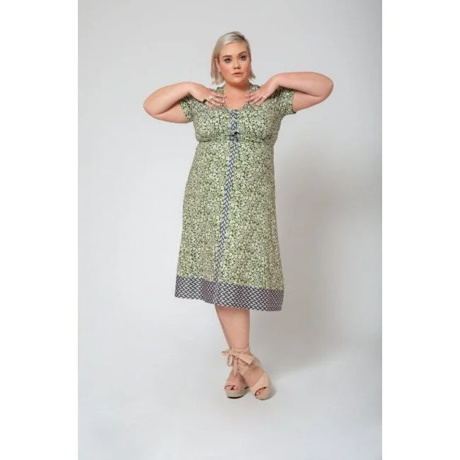 Ultra-lightweight Leota Women's Francesca Midi Dress Green Size 3X