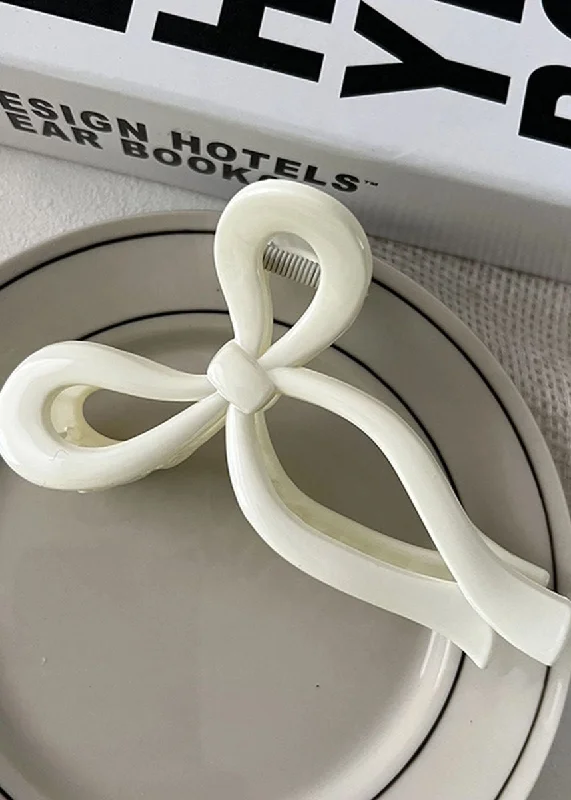 French Retro Bow Hair Claw - White