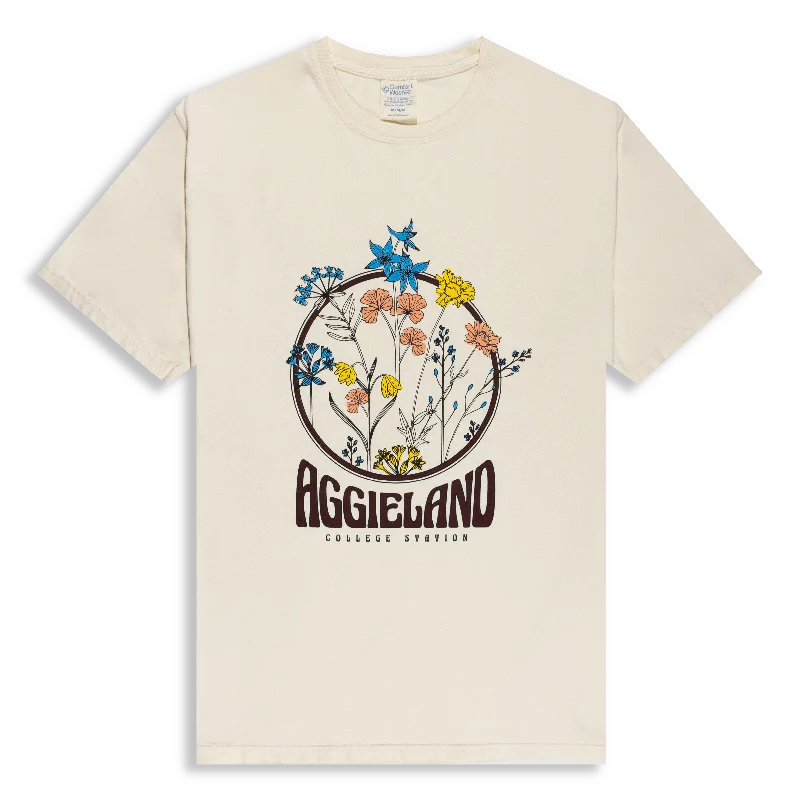 Elegant Style Aggieland Floral Circle Parchment T-Shirt