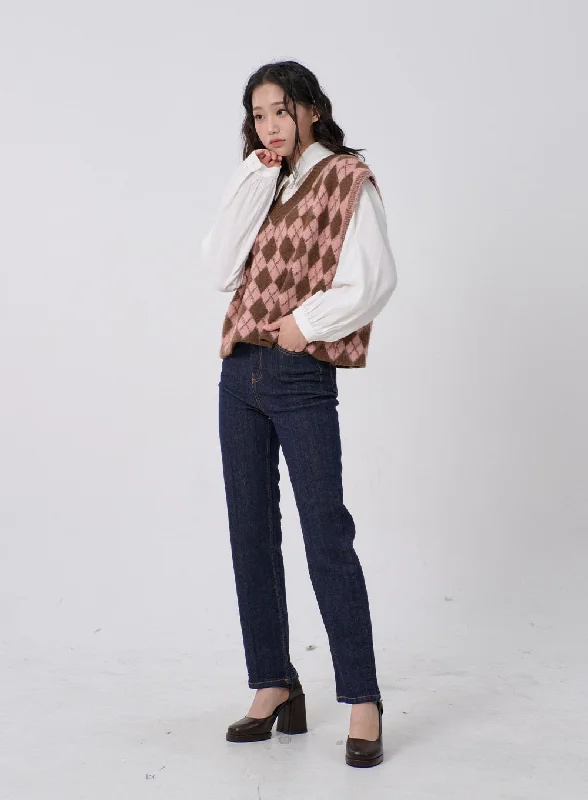 Fun and cute Slim Fit Straight Leg Jeans BD19