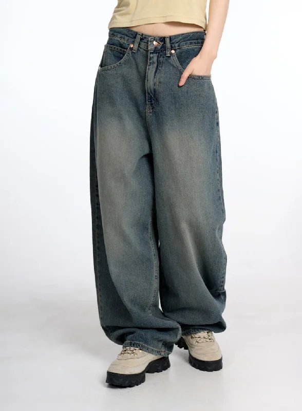 Sports And Leisure Vintage Low Rise Baggy Jeans CM415