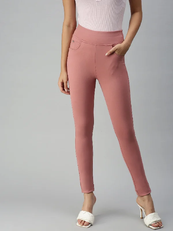 Sports Series Women's Peach Solid Denim Slim Jeans