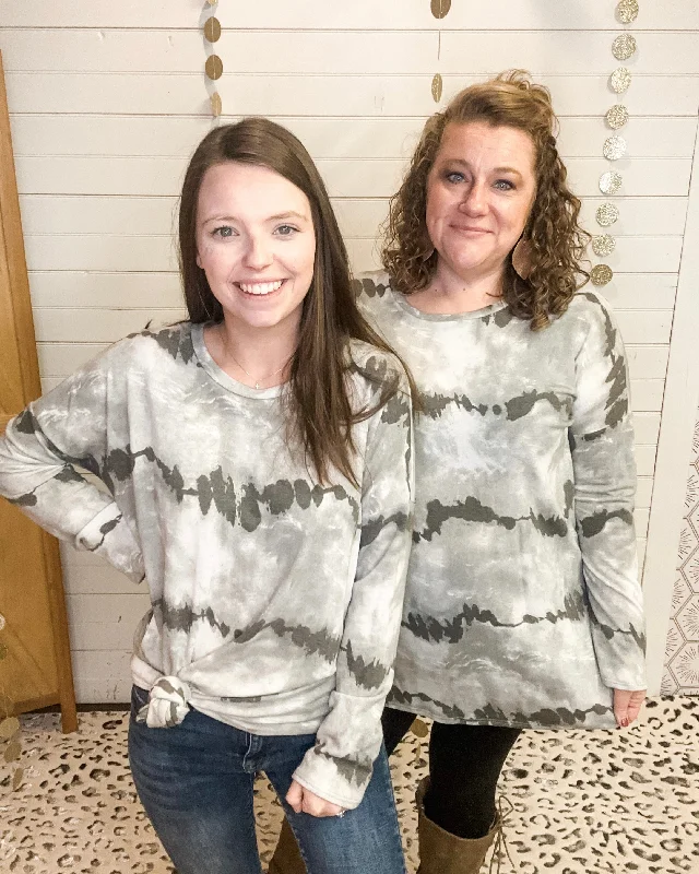 Urban Sense Follow Your Path Tie Dye Top
