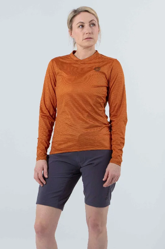 Soft And Comfortable Women's Tellus Short Outlet