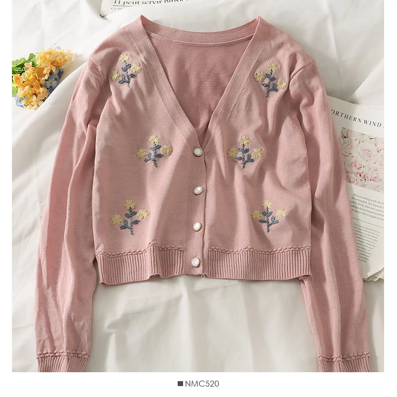 Sports Casual Style Vintage embroidered short cardigan single breasted long sleeved sweater  1811