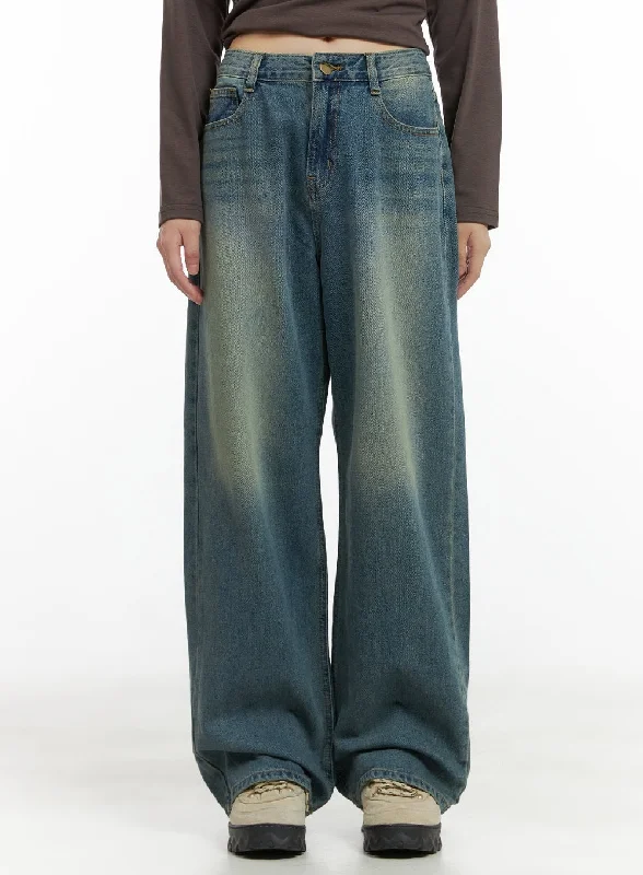 Slightly Flared Design Bree Wide Leg Vintage Washed Jeans CG427