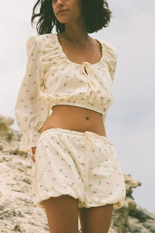 Fashionable Prints Tossed Floral Bloomer Short Natural