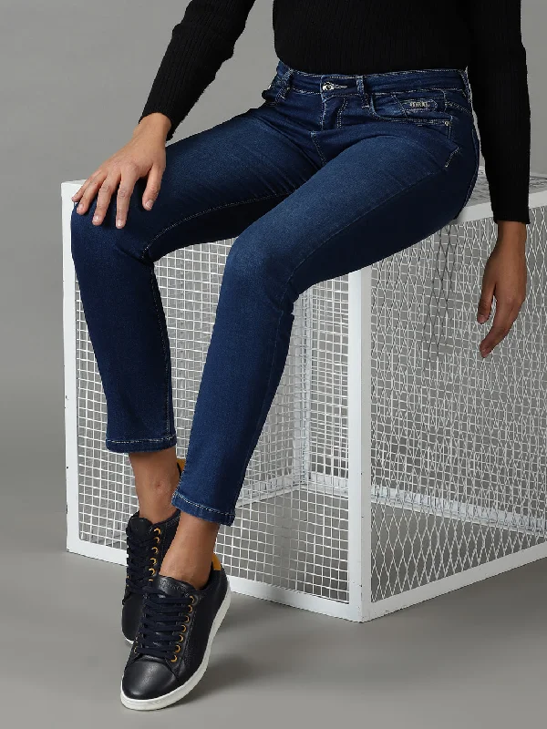 Denim Design Women's Navy Blue Solid Slim Fit Denim Jeans