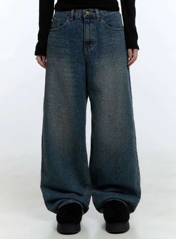 Simple Elegance Caitlin Wide-Fit Washed Jeans CD424