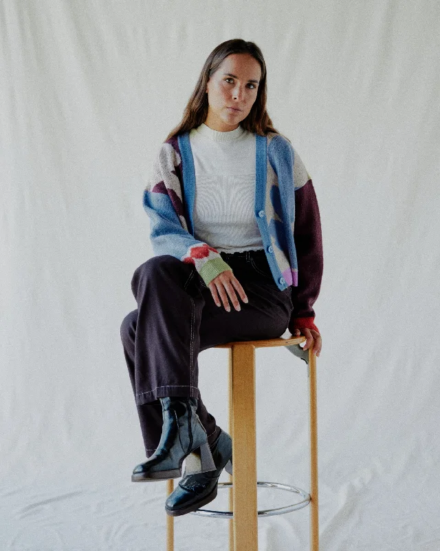 Classic And Versatile Gabrielle Cardigan - Ecru