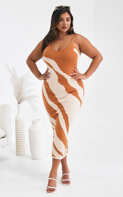 Modernism Zolenia Knit Maxi Dress - Caramel Rust Wave