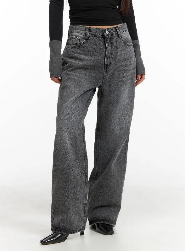 Romantic And Fresh Light Washed Baggy Straight Jeans CM412