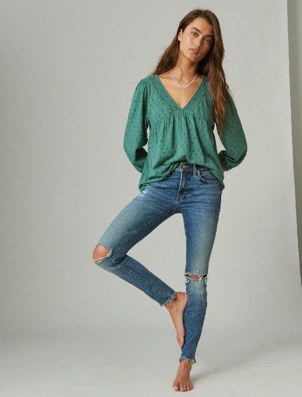 Letter embroidery Lucky Brand Women's Mid Rise Ava Skinny
