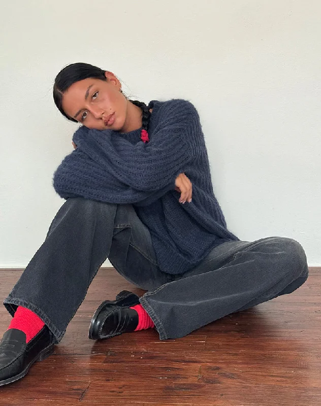 Retro Design Daren Oversized Knitted Jumper in Navy