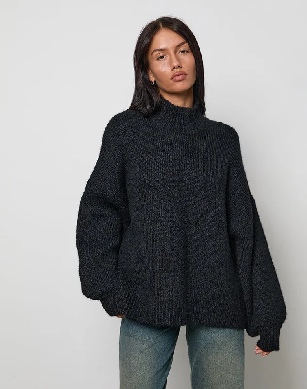 Elegant Temperament Amato Oversized Jumper in Black