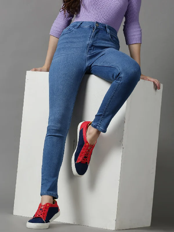 Comfortable And Versatile Women's Blue Solid Skinny Fit Denim Jeans