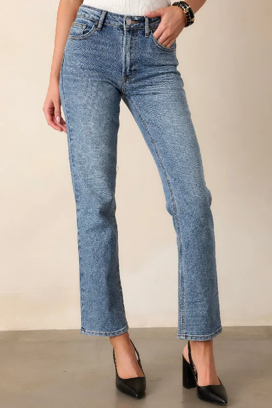Classic Style Dusk Enchantment Medium Wash Straight Leg Jeans